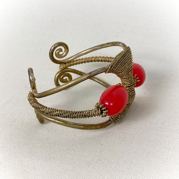 Vintage Primitive 1920s to 1960s Brass Bangle Bracelet with Wire & Bead Details - Picture 2 of 8